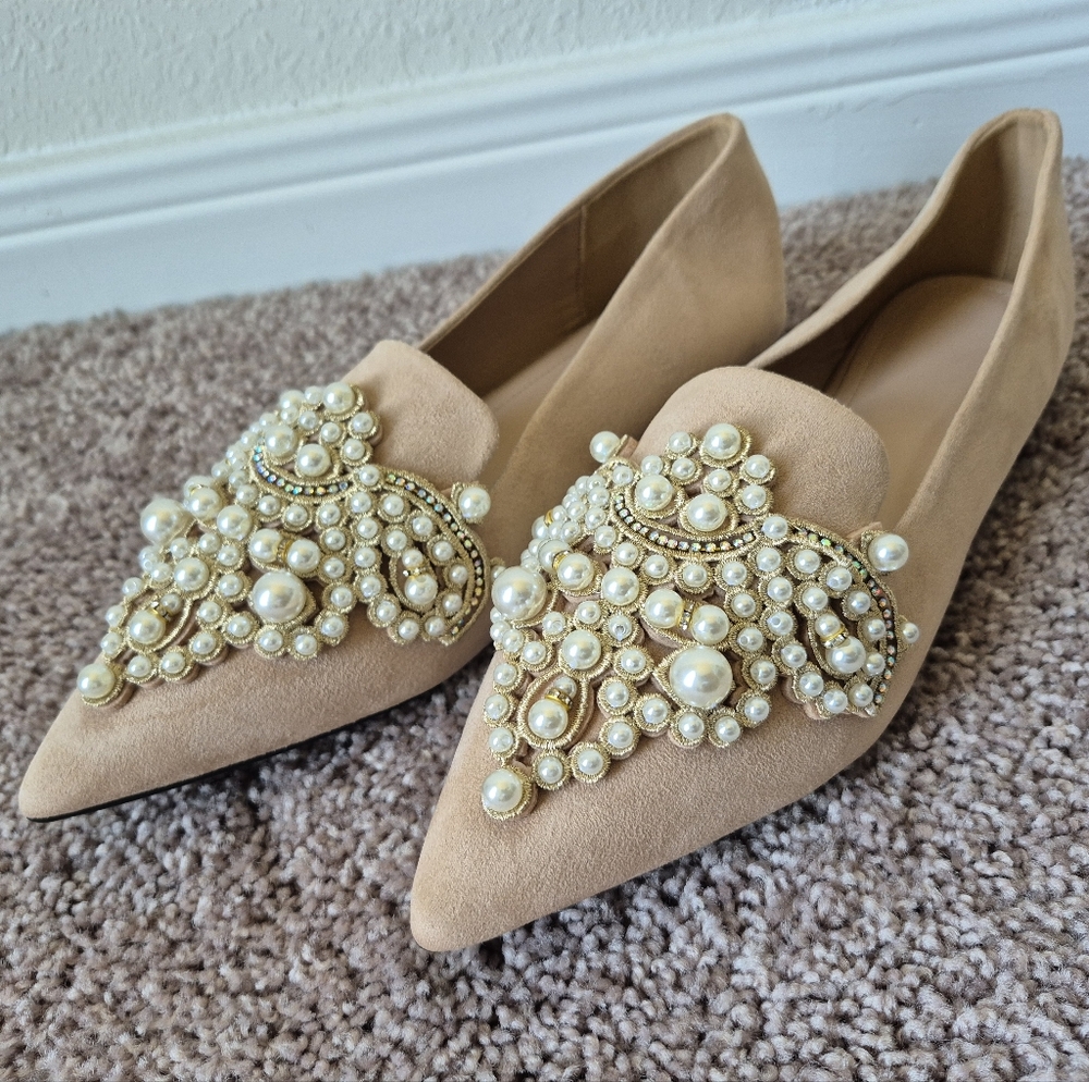 Elegant Pearl Embellished Tan Flats